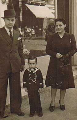 Nicolas & Helen Manolagas in 1940s Alexandria