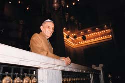 Robert Nahman at Adly Synagogue in his final days